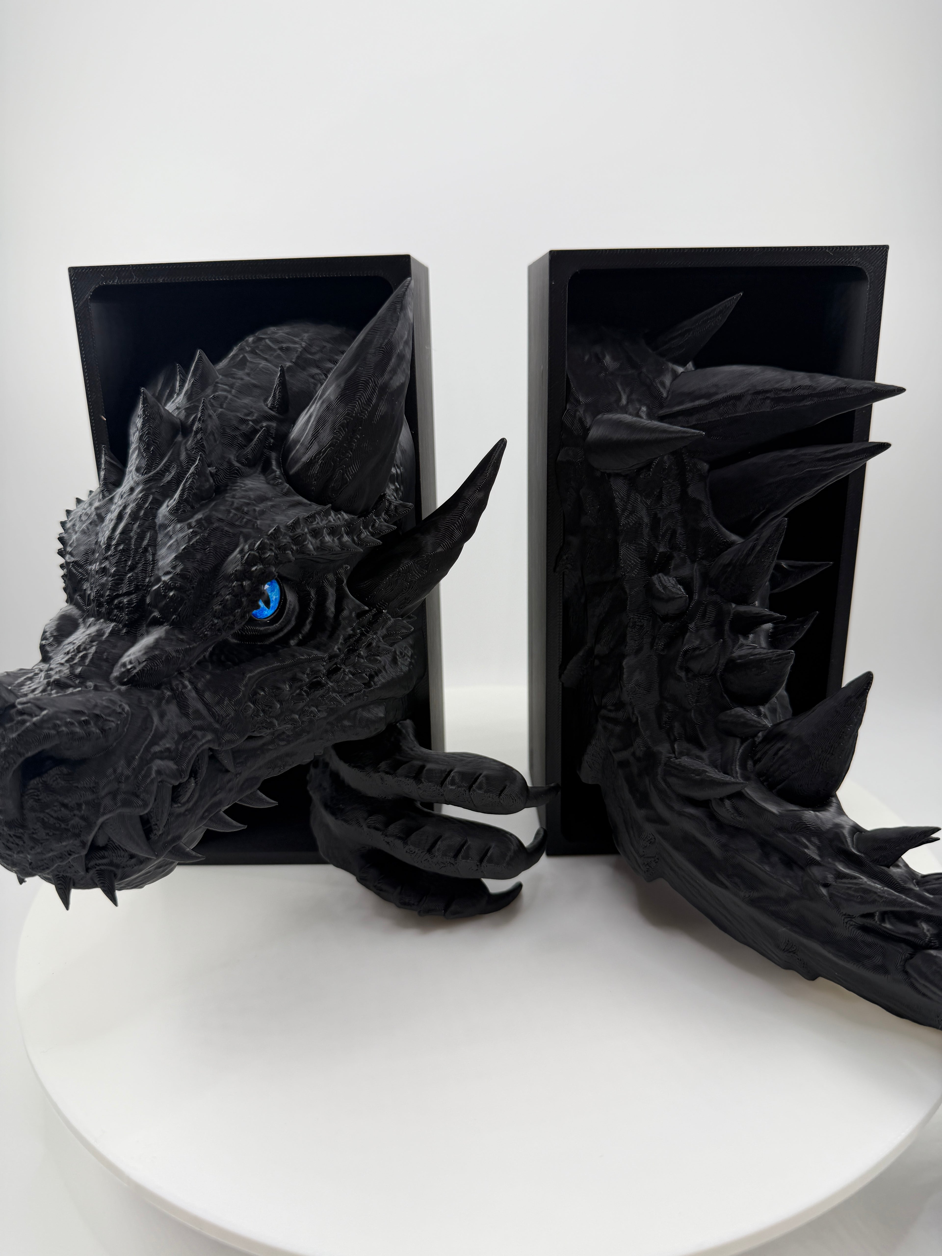 Dragon Book Nook Shelf Insert | 3D Printed Fantasy Decor, Realistic
