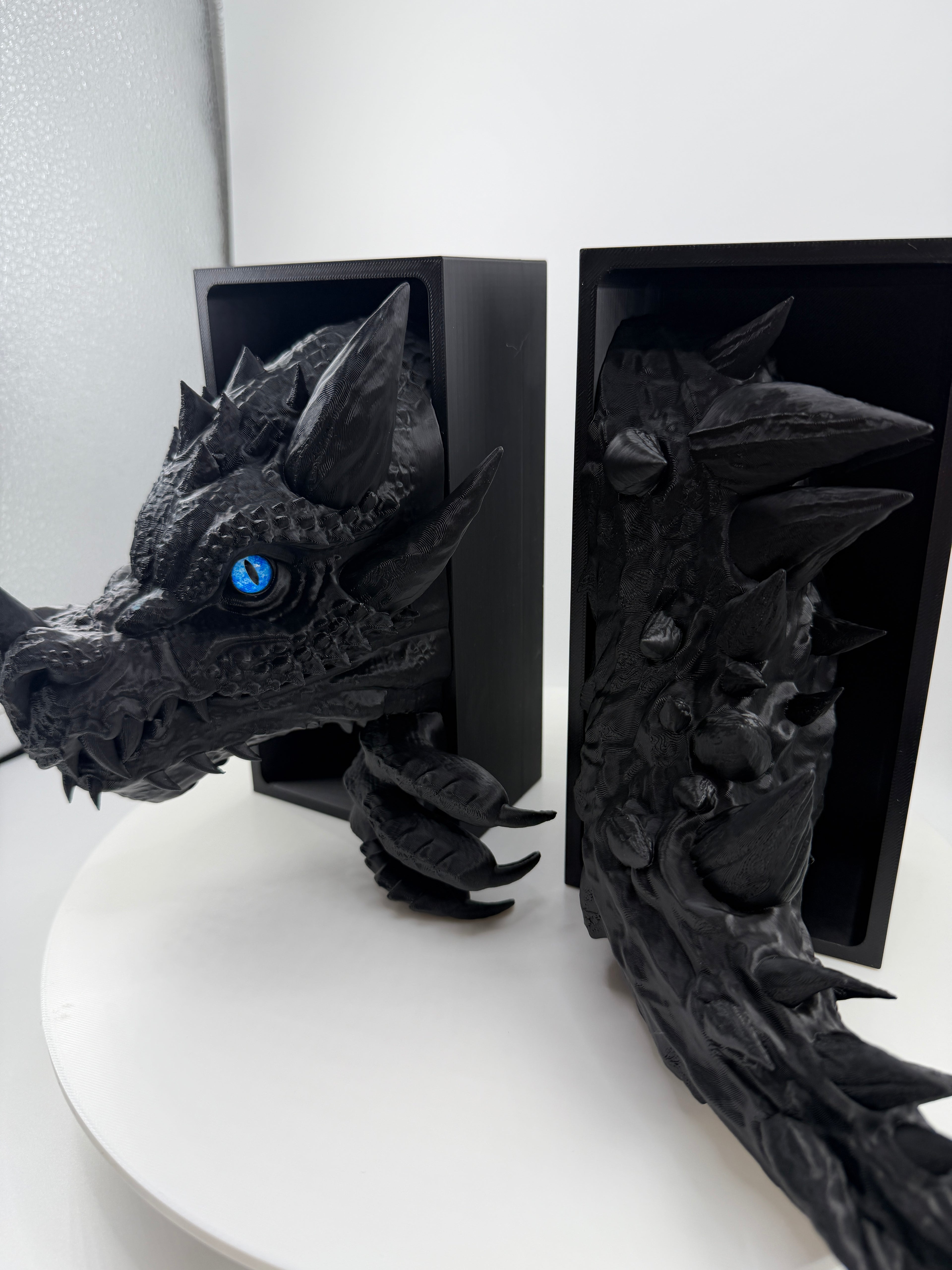 Dragon Book Nook Shelf Insert | 3D Printed Fantasy Decor, Realistic